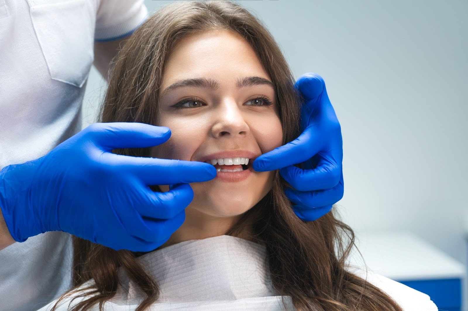 Dental Concerns Addressed By Teeth Veneers